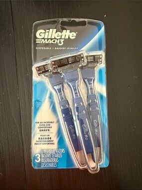 NWT Gillette Mach3 Disposable Razors - (3 Pack)